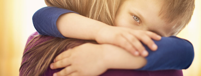 ideata-in-usa-sedia-che-mima-abbraccio
